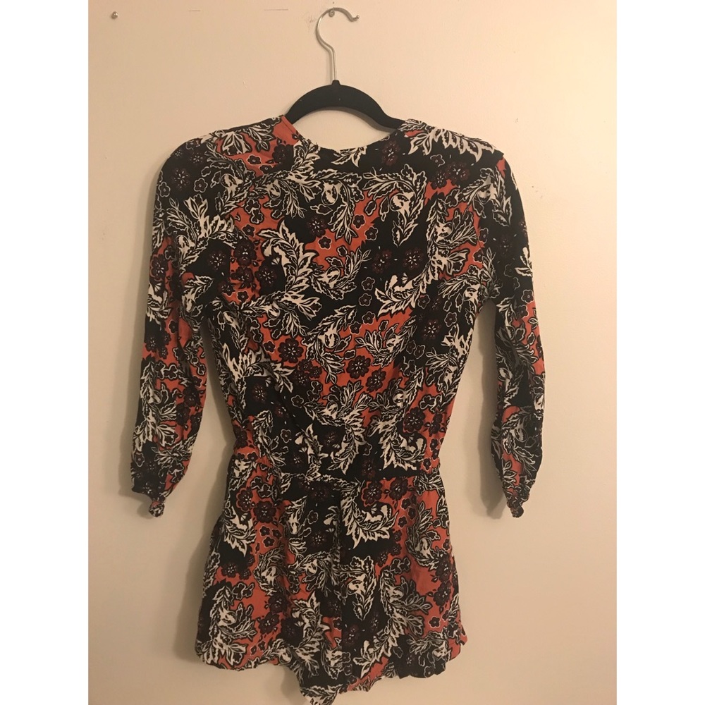 Paisley floral print long-sleeve romper. - Picture 3 of 3